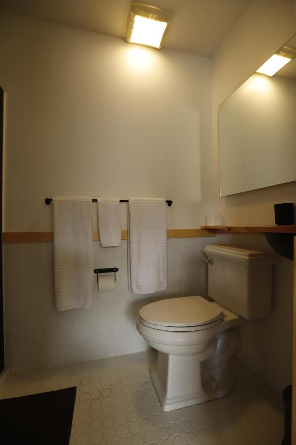 The Vine On Main Motel Stamford Dış mekan fotoğraf